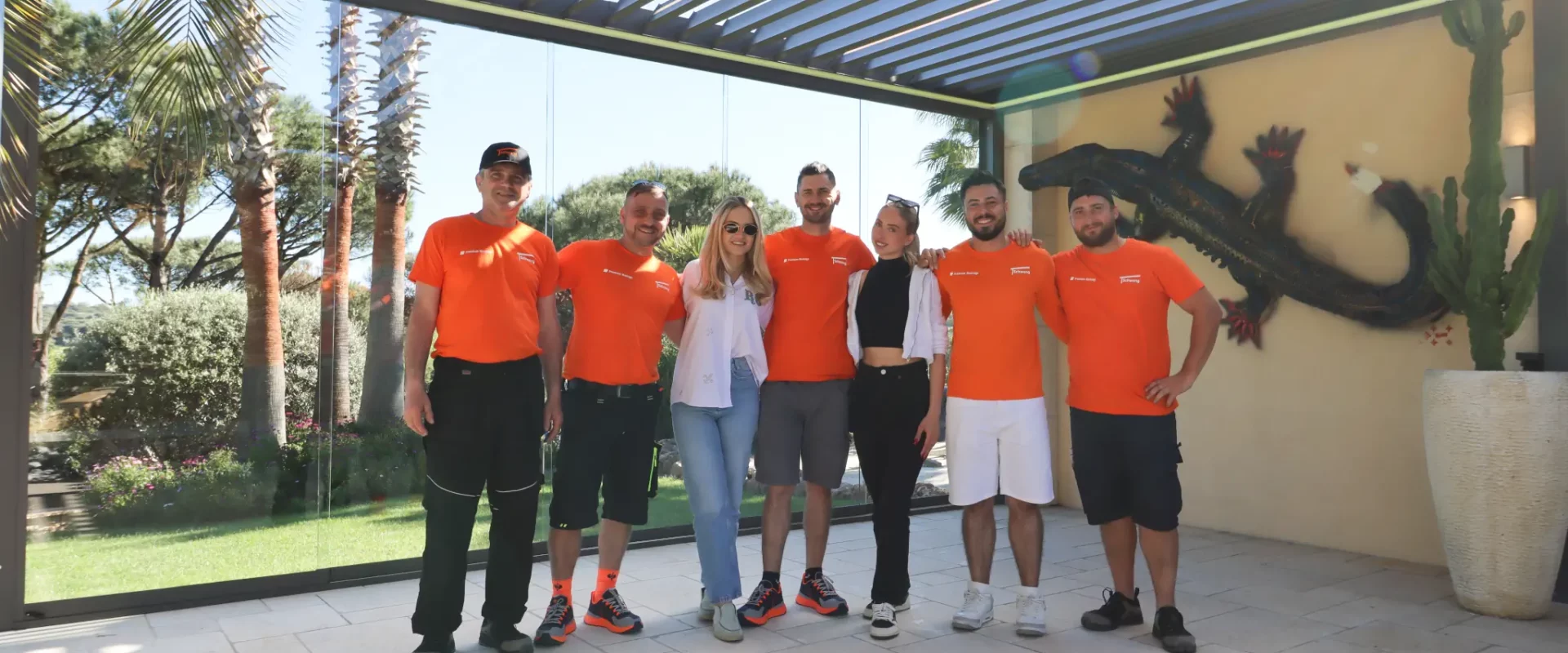 Davina Shania Geiss Mit Schweng Team