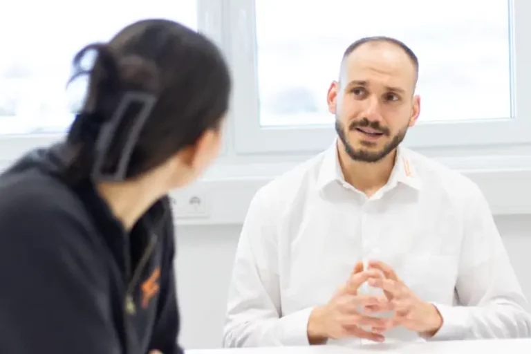 Erfolgreicher Vertriebspartner Bei Umfassende Einarbeitung 800x533